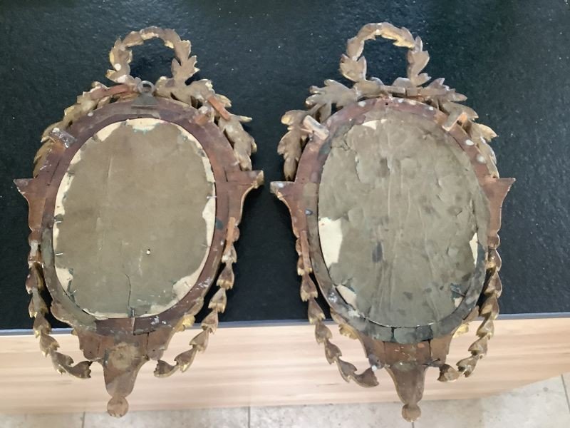 Paire De Miroirs En Bois Doré  XVIIIème-photo-1