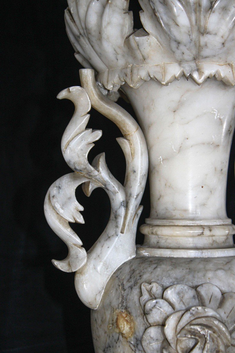 Antique Great Vase In Arabescato Marble -photo-4