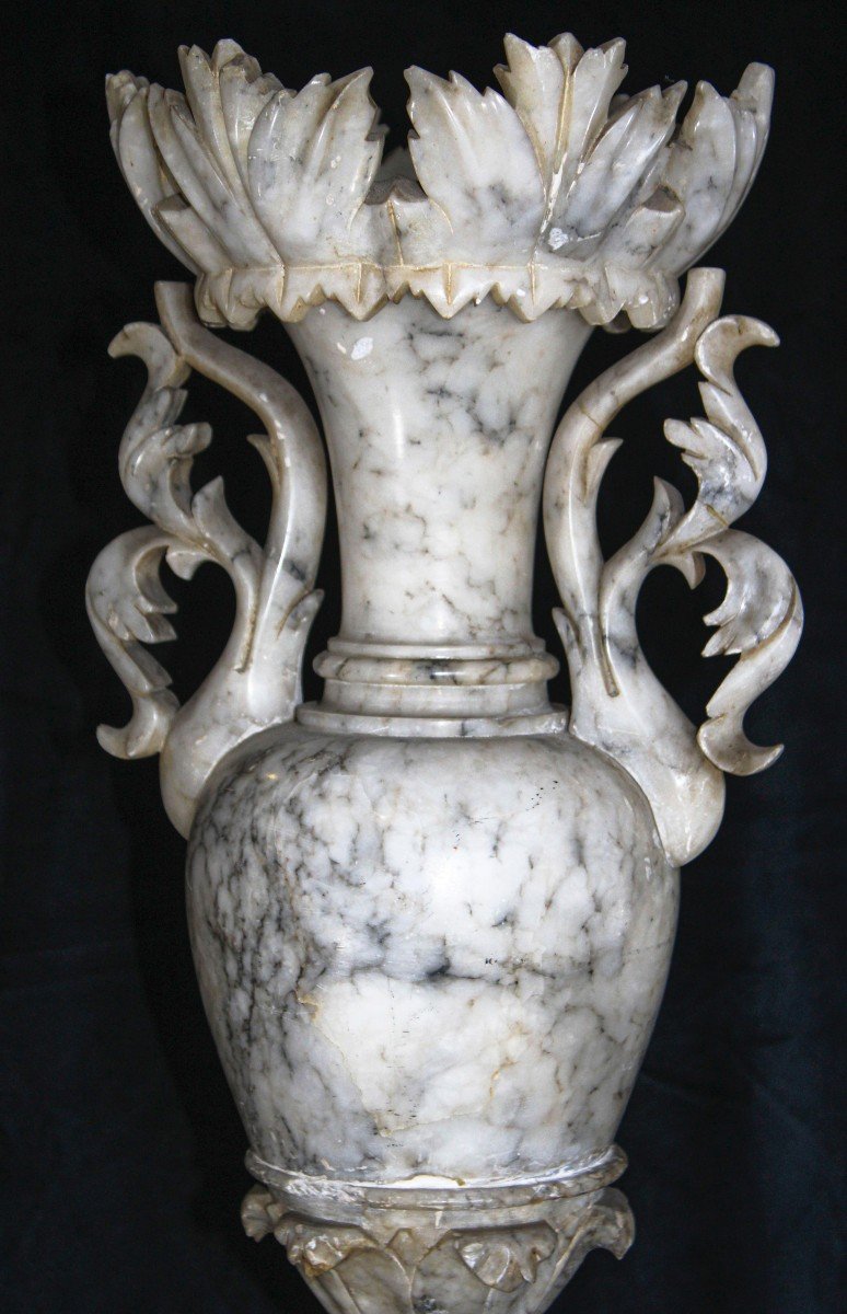 Antique Great Vase In Arabescato Marble -photo-7