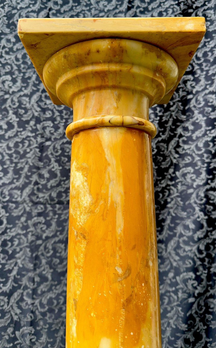 Column In Yellow Marble -photo-2