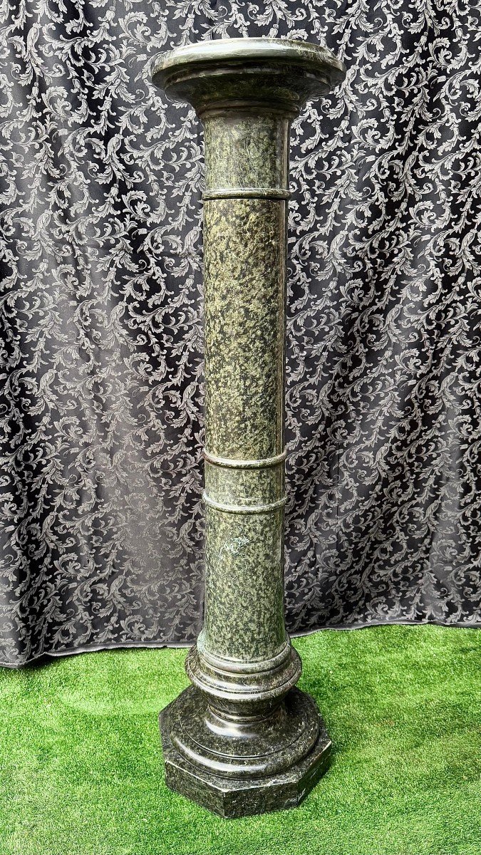 Special Antique Column In Green Marble-photo-8