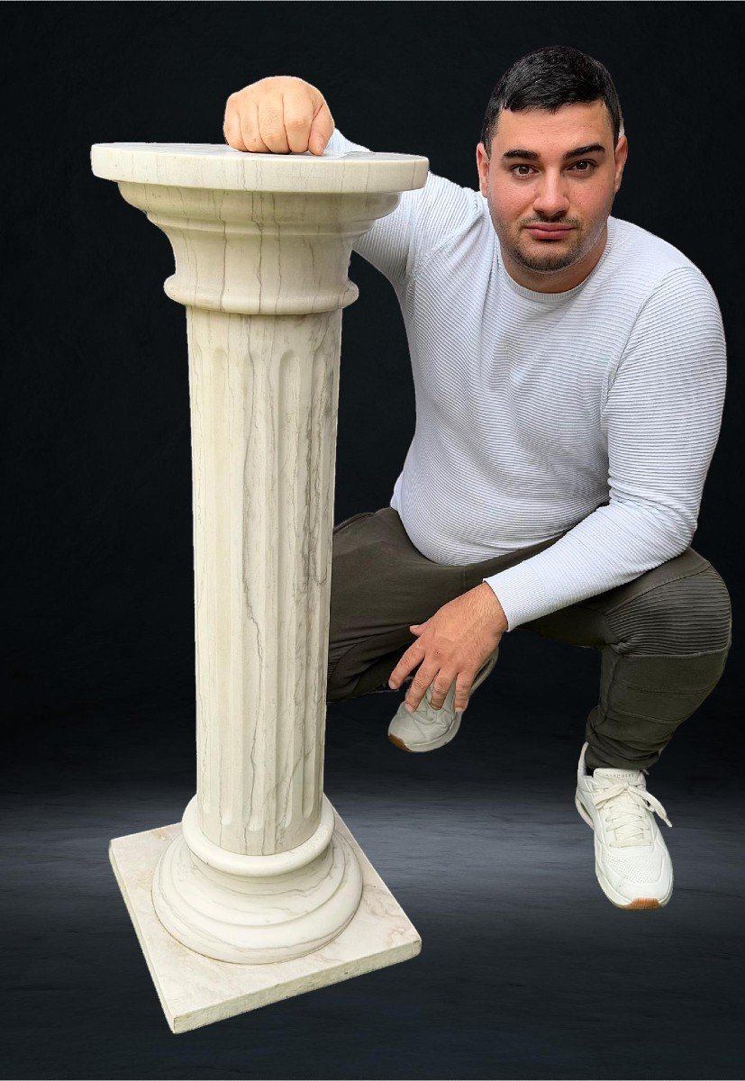 Special Big Column In White Statuary Carrara Marble Marble, Extraordinary Piece-photo-2