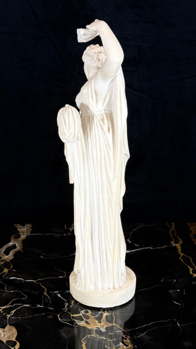 Statue Depicting A Callipyge Venus In White Carrara Marble -photo-5