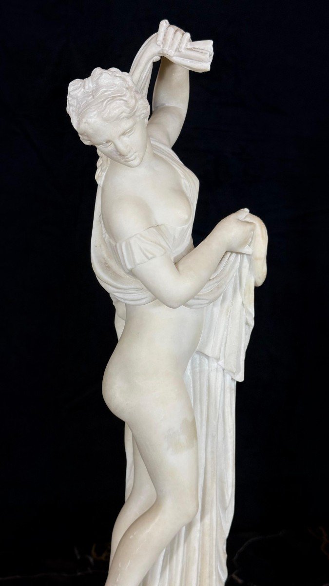 Statue Depicting A Callipyge Venus In White Carrara Marble -photo-6