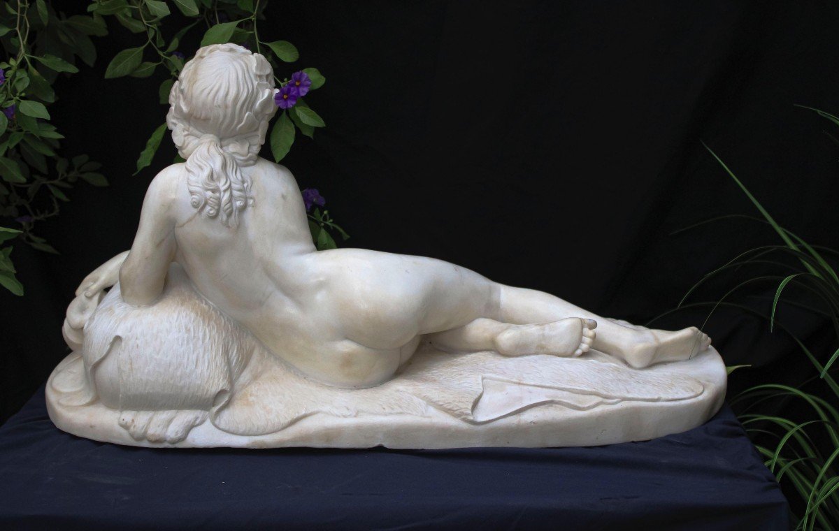 Grande Et Importante Statue Représentant Une Dame Bacchante Néoclassique Marbre Carrara -photo-4