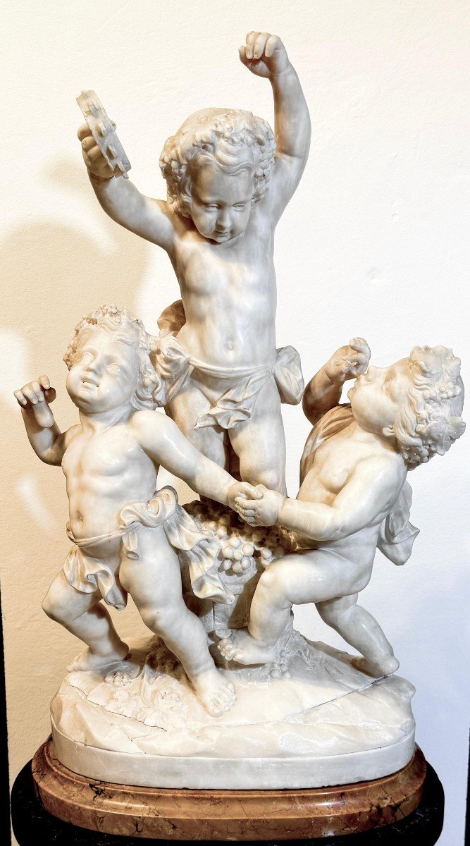 Great Sculptural Group Depicting Three Children Playing And Dancing Marble 