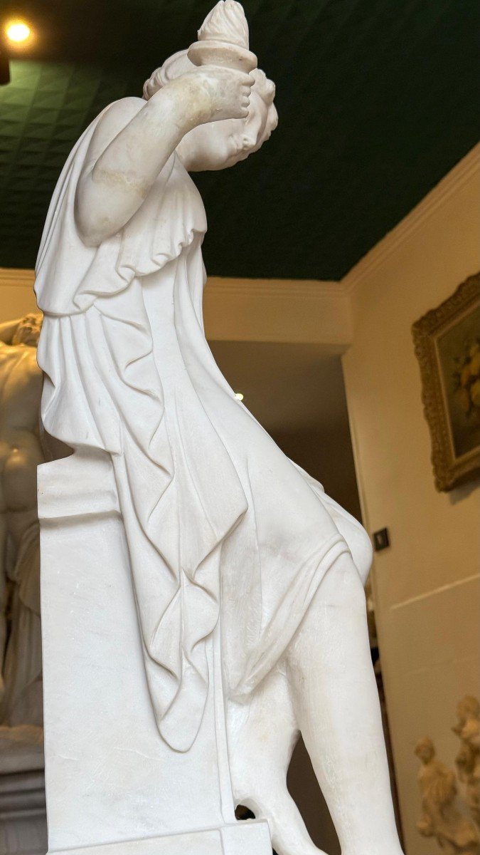 Grande Statue Représentant Une Jeune Fille Classique, Réalisée à La Main Carrara Marble-photo-6