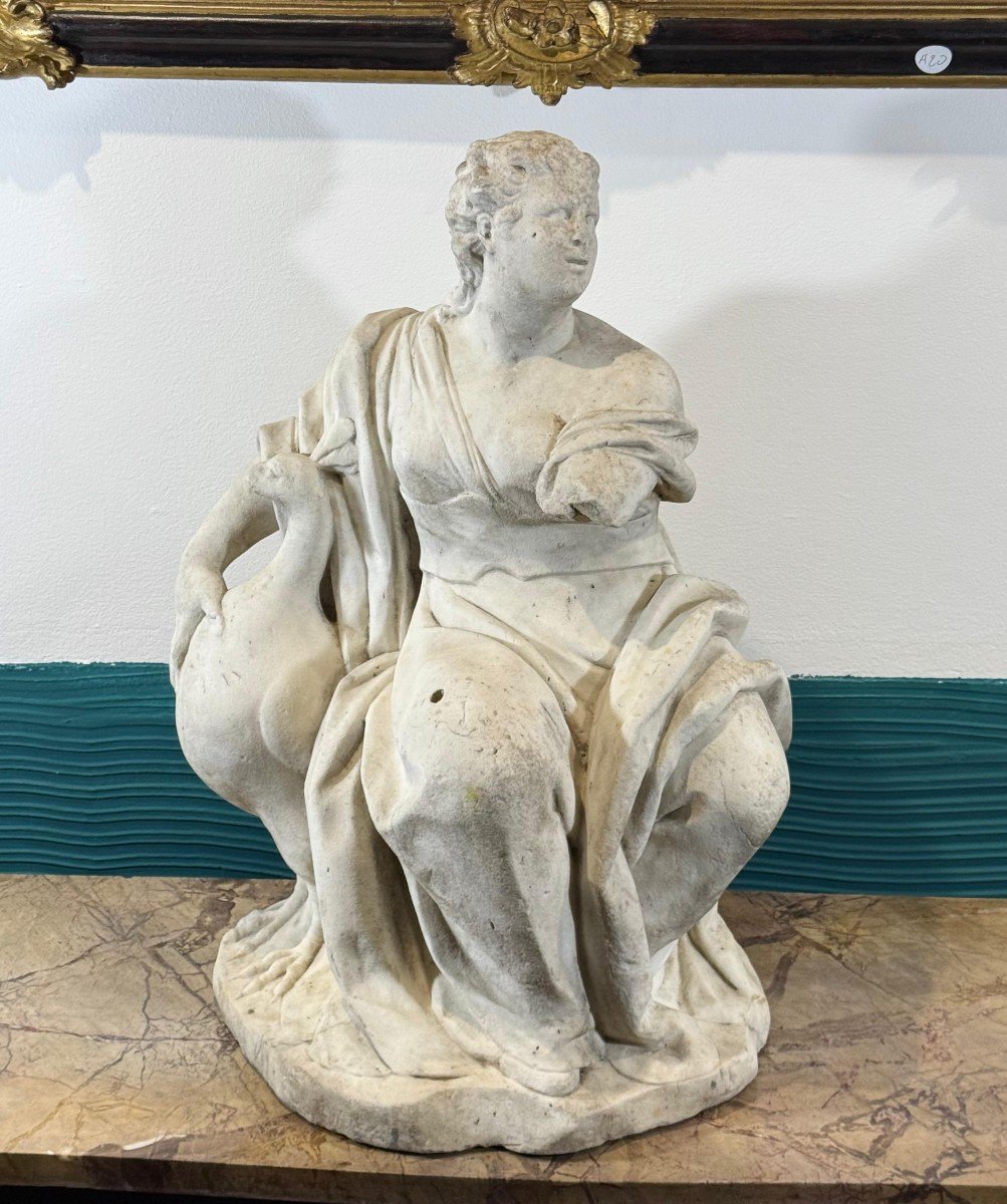 Statue Antique Représentant Junon Drapée Par Un Paon Carrara Marbre XVI°