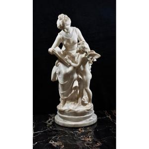 Statue Représentant Une Lady With An Angels Marble