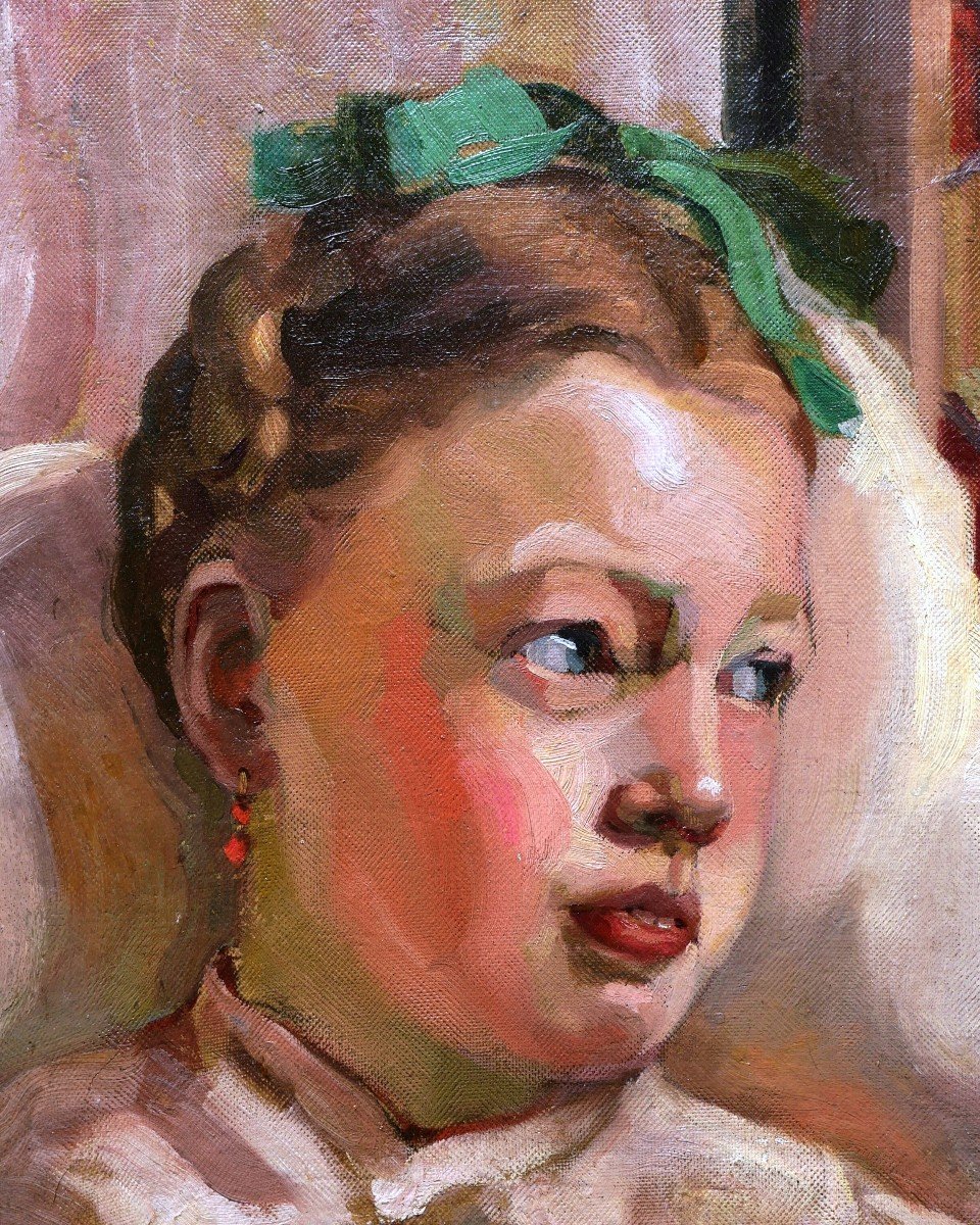 French School Circa 1930, Portrait Of A Young Girl With A Green Bow-photo-2