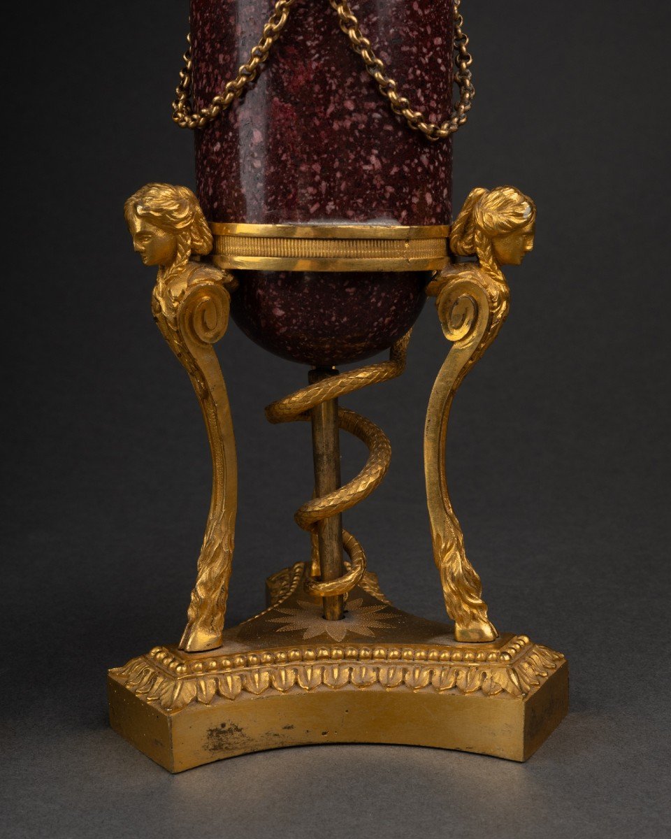 Pair Of "putti" Candlesticks On Porphyry Base, Louis XVI Period, Late 18th Century-photo-2