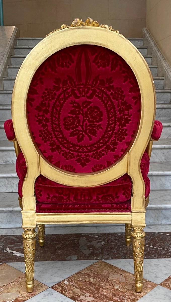 Salon Louis XVI En Bois Doré. 6 Fauteuils Et Un Canapé-photo-8