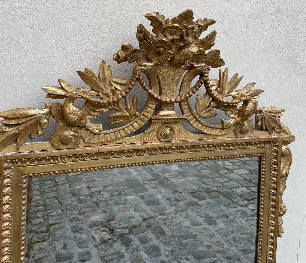 Louis XVI Period Mirror In Golden Wood-photo-1