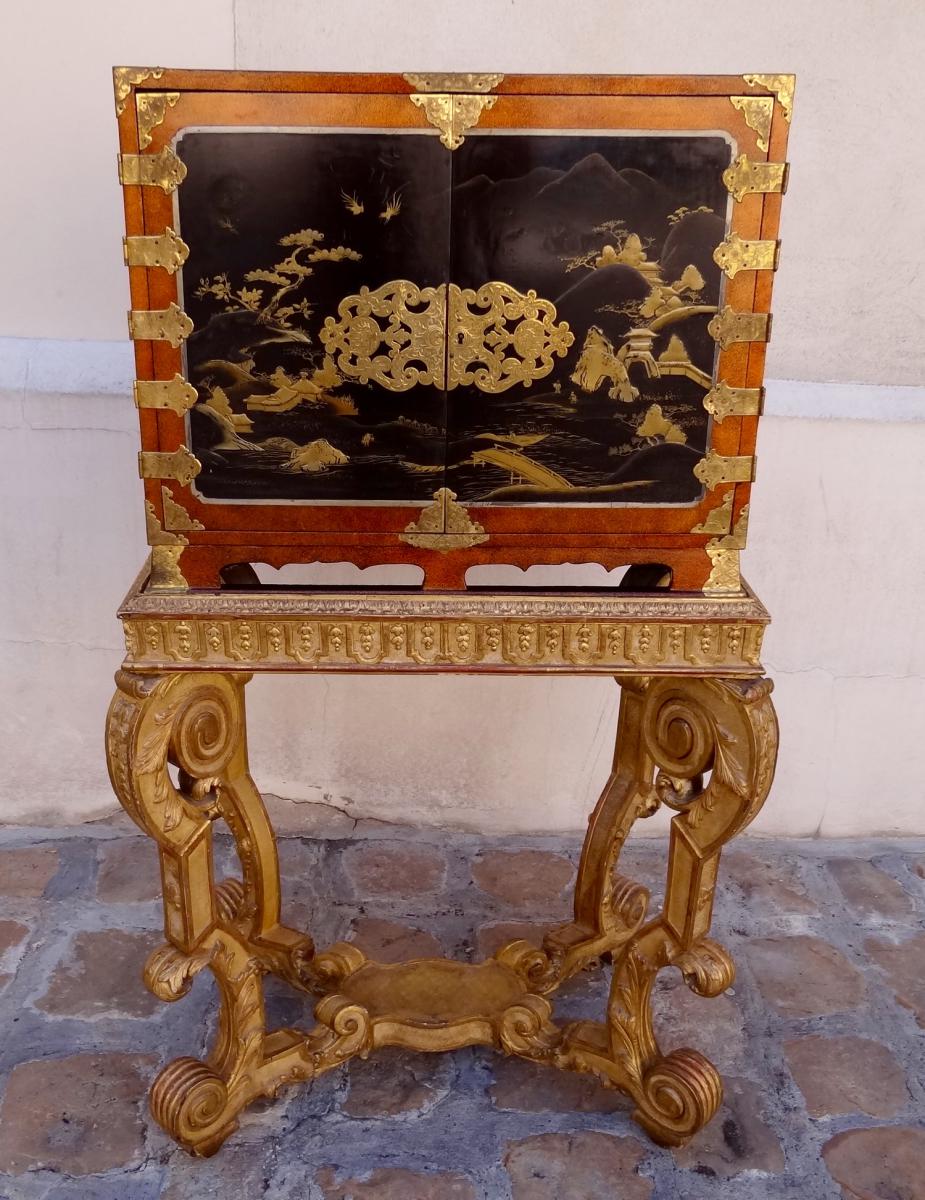 17th Century Cabinet Lacquer From Japan