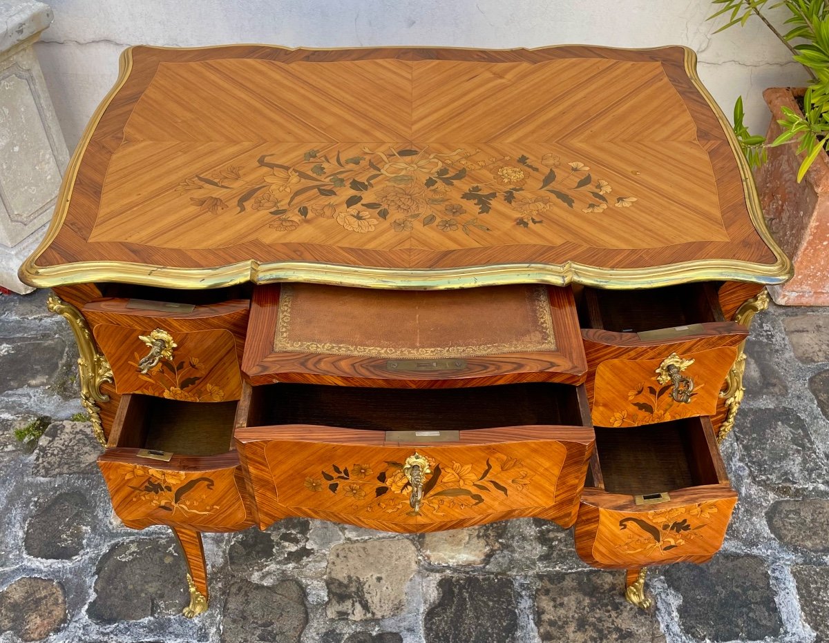 Petit bureau de Dame de style Louis XV.  Ancienne collection  Rothschild-photo-5