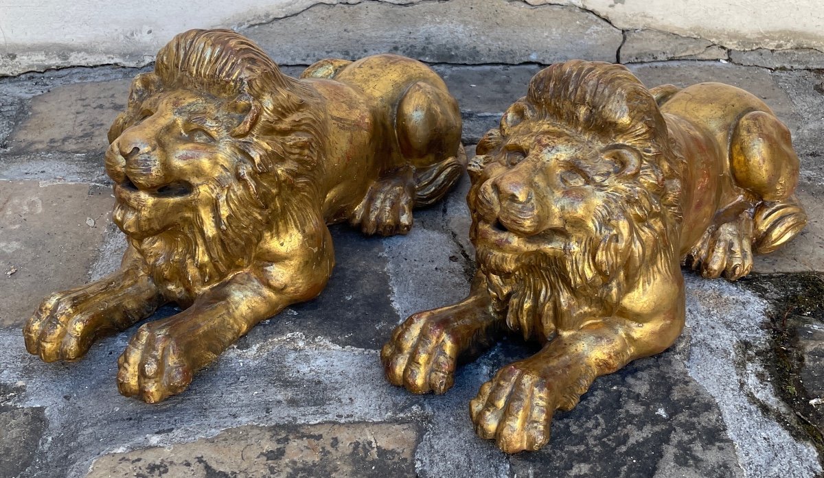 Sculptures. Pair Of Lions In Carved And Gilded Wood-photo-2