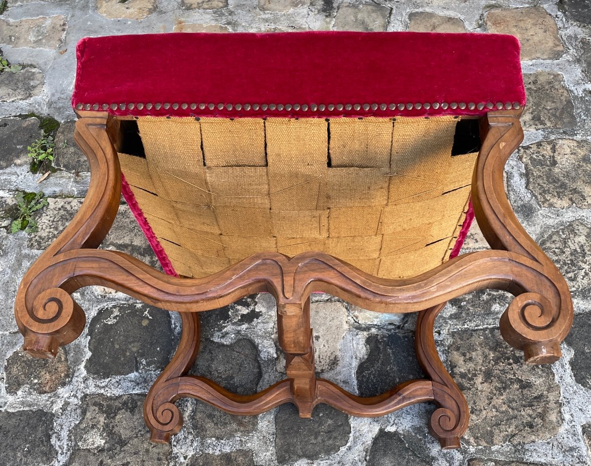 Louis XIII Stool In Molded Walnut-photo-5