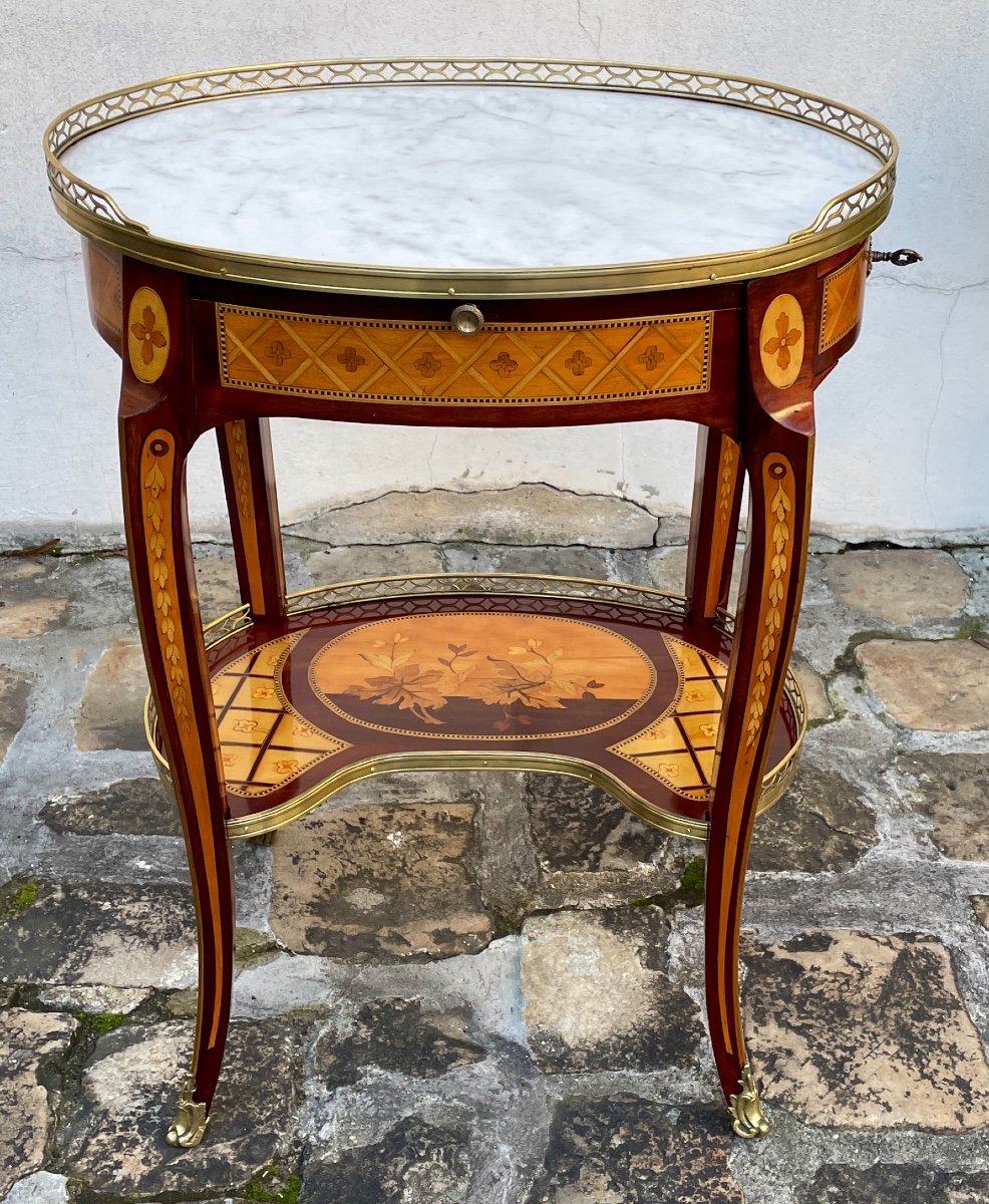 Petite Table à écrire Ovale De Style Louis XV