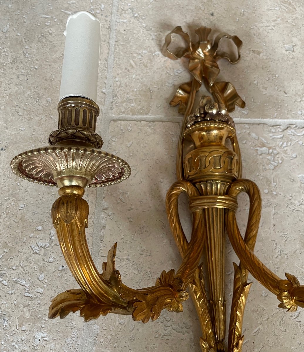 Pair Of Louis XVI Wall Lights, In Gilt Bronze.-photo-6