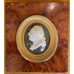 Louis XVI. Profil Gauche En Biscuit