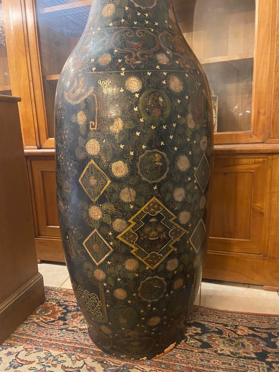 Large Japanese Vase -photo-3