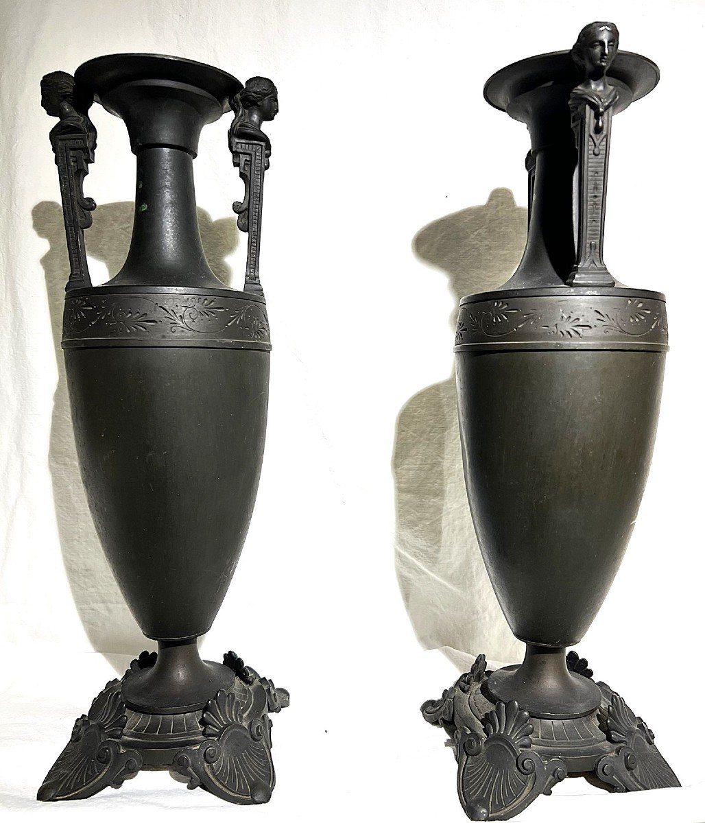 Paire De Vases En Bronze Et Tôle Fin XIXème Siècle