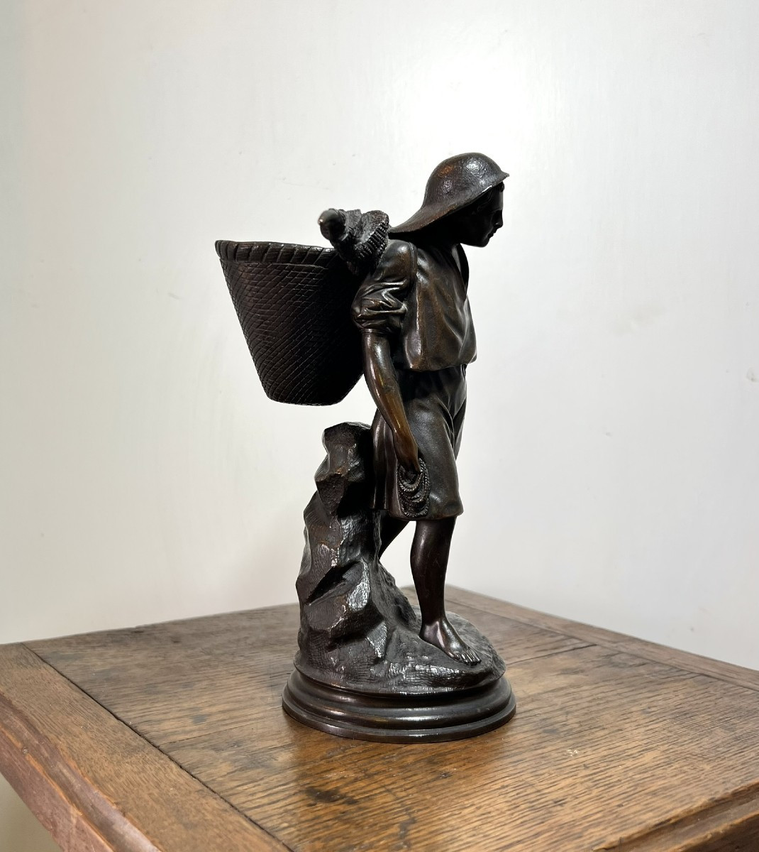 Paire De Sculptures En Bronze – "départ Pour La Pêche"-photo-4