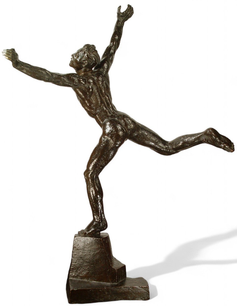 Sokol-athlète Une Sculpture Du Mouvement Et De La Force Par Jan Vítězslav Dušek (1891–1966)-photo-3