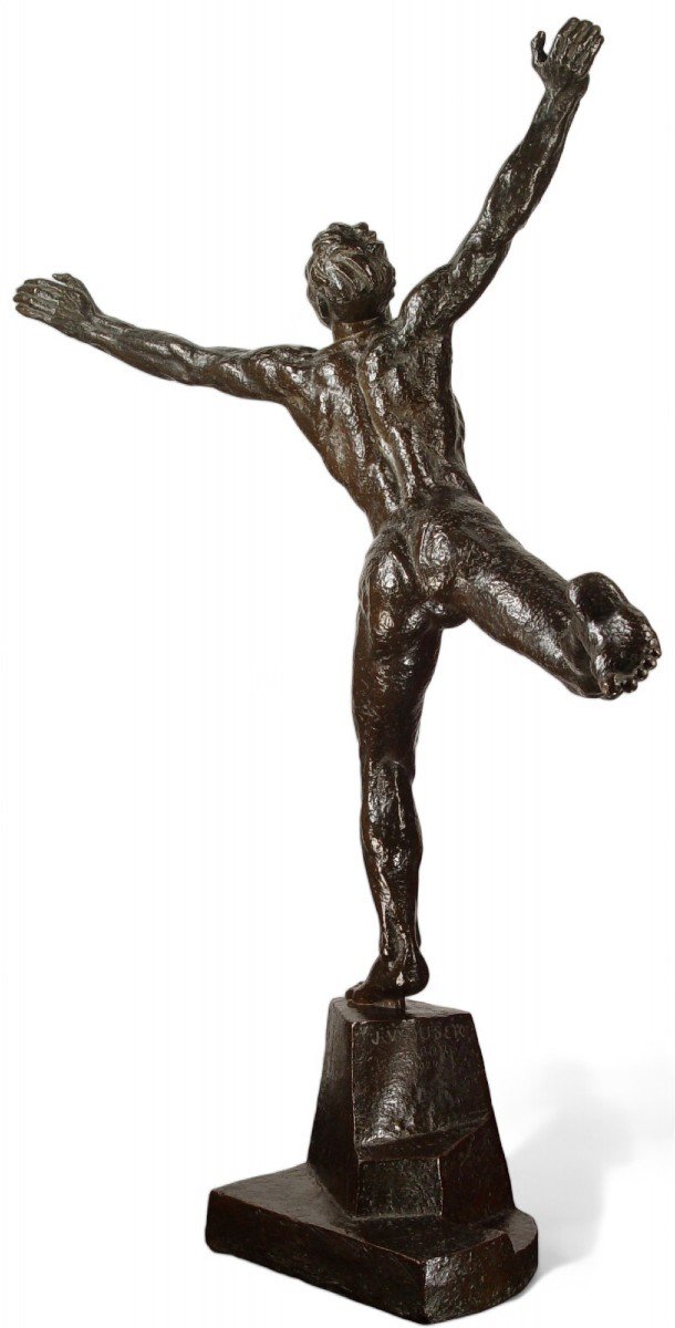 Sokol-athlète Une Sculpture Du Mouvement Et De La Force Par Jan Vítězslav Dušek (1891–1966)-photo-2