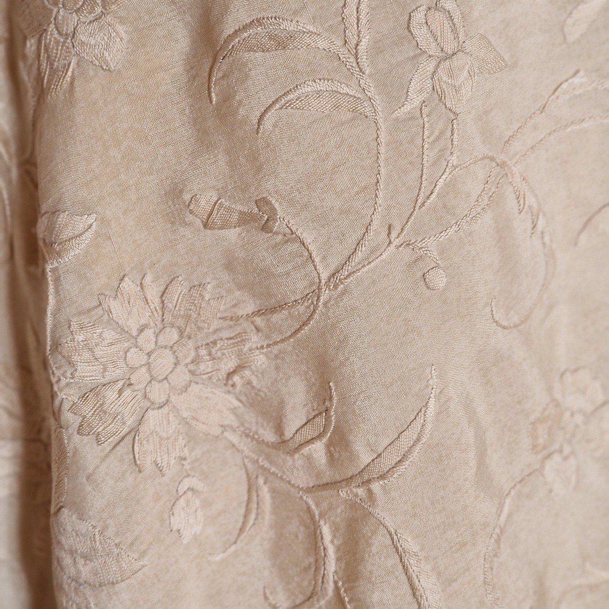 Cream Tone Silk Wedding Shawl Embroidered Tone On Tone -photo-3