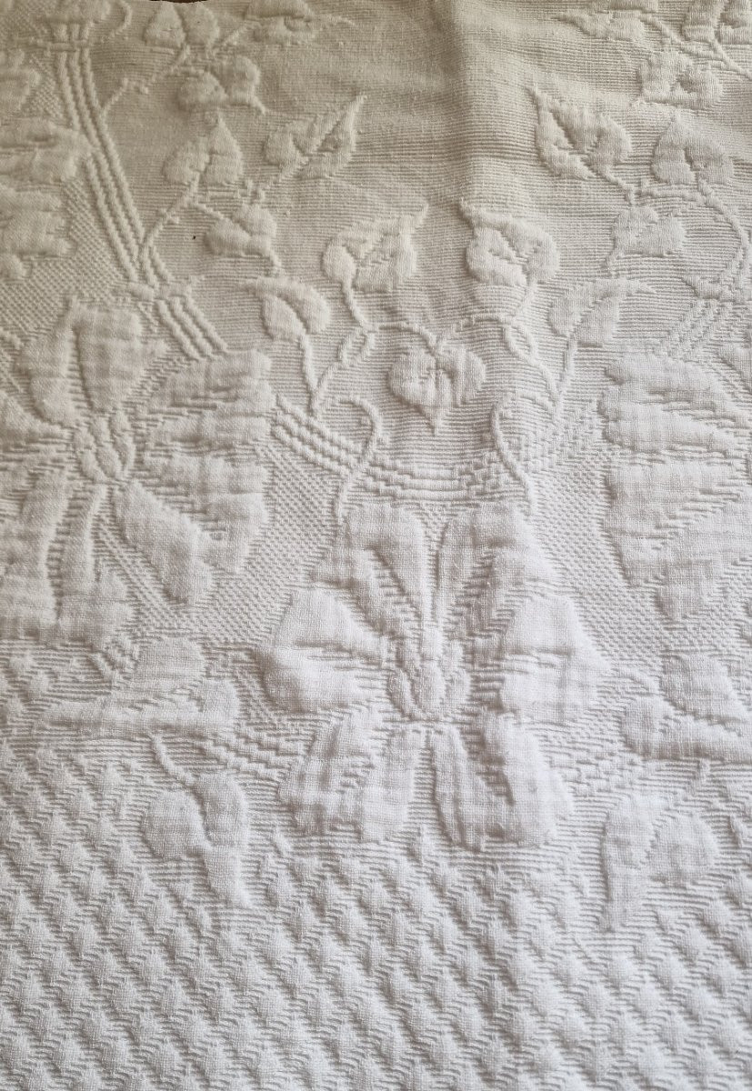 Marseille Quilted Cover, 19th Century, Bunches Of Grapes, Flowers - Beautiful Relief, Large Dimensions-photo-4