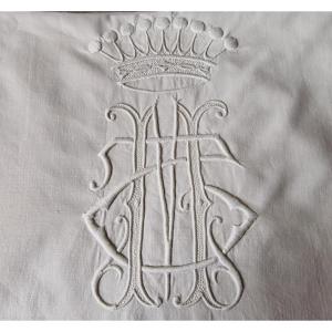 Drap XIXème - Grand Monogramme Brode Main Sous Couronne Comtale