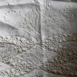 Drap De Trousseau - XIXème - Importantes Broderies - Belles Dimensions