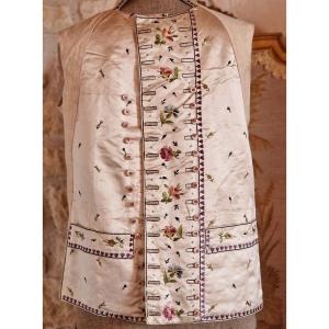 Gilet Pour Homme XVIIIème - Soie Ivoire - Broderie Polychrome