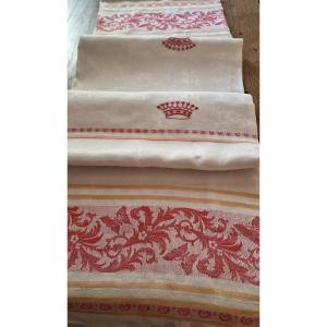 Nappe Damassee Rouge Et Or - XIXème - Sous Couronne Comtale