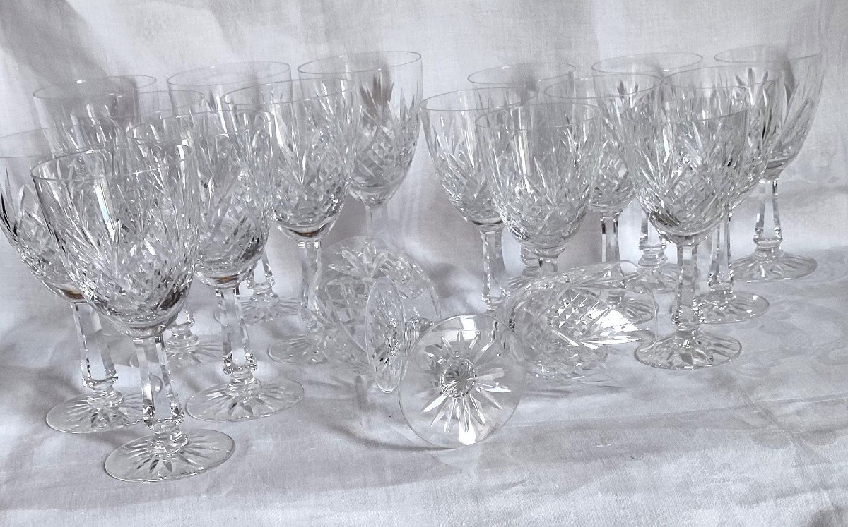   Ensemble  de  18   Verres  Cristal  Taillé  Main   De  La Cristallerie  De Lorraine -photo-3