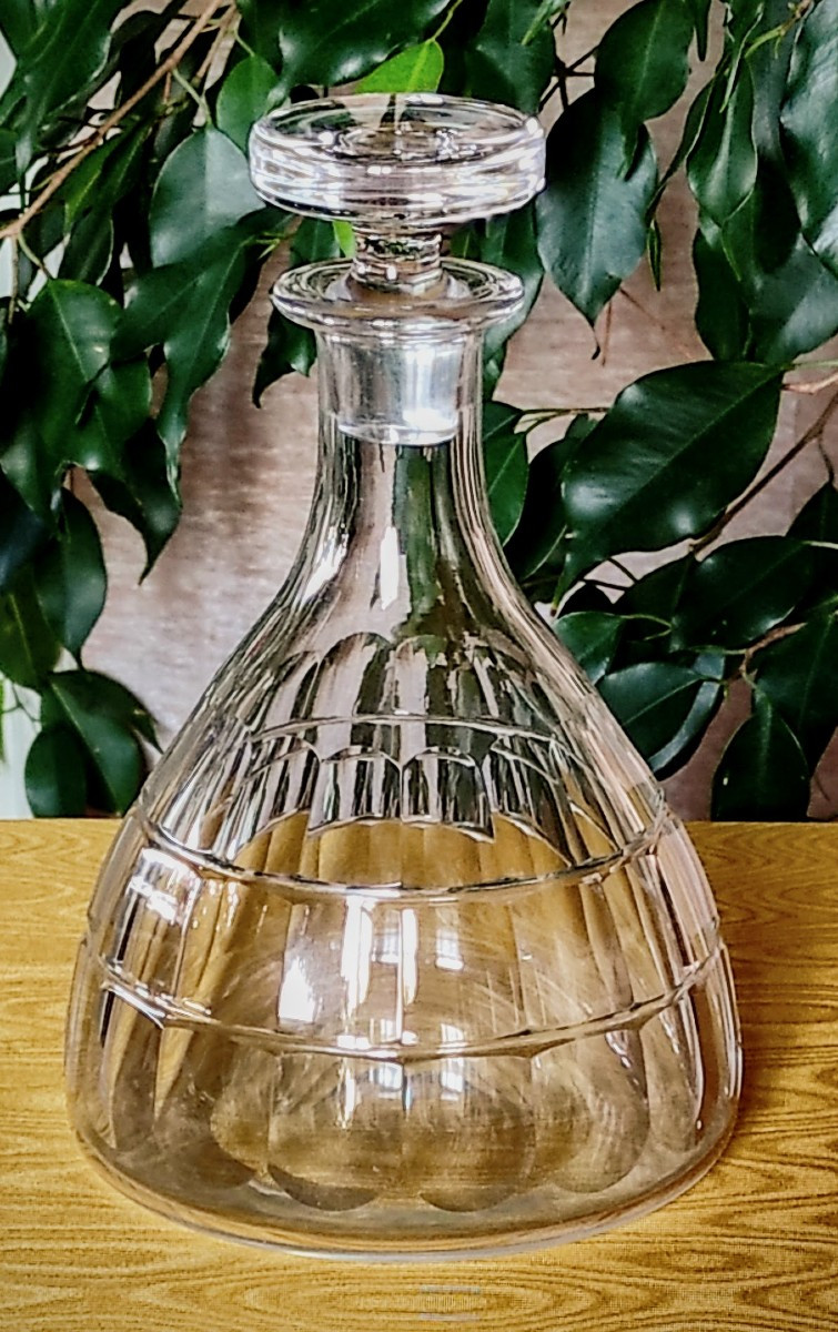 Carafe  à  Vin    Baccarat  Modèle  Bruyère 