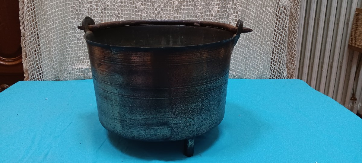 Bronze Atre Pot - 17th Century