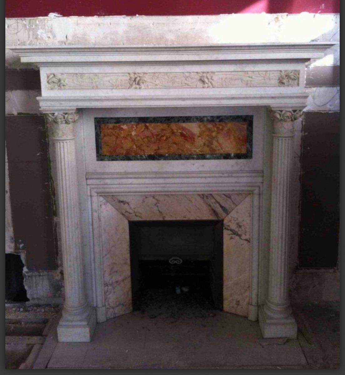 Magnificent Art Nouveau Fireplace Decorated With Roses In White Carrara Marble-photo-1