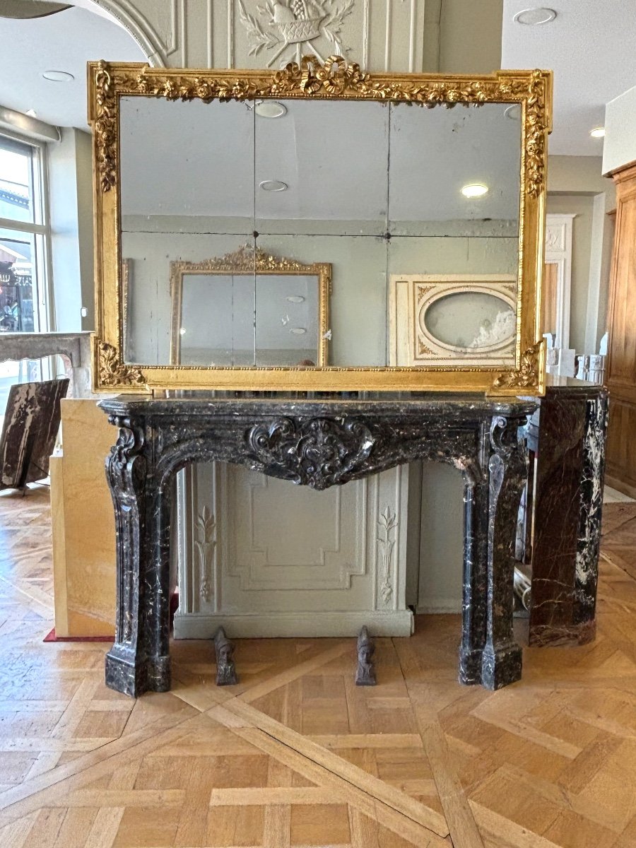 Very Beautiful Antique Louis XV Style Fireplace In Saint Jean Fleuri Marble 19th Century