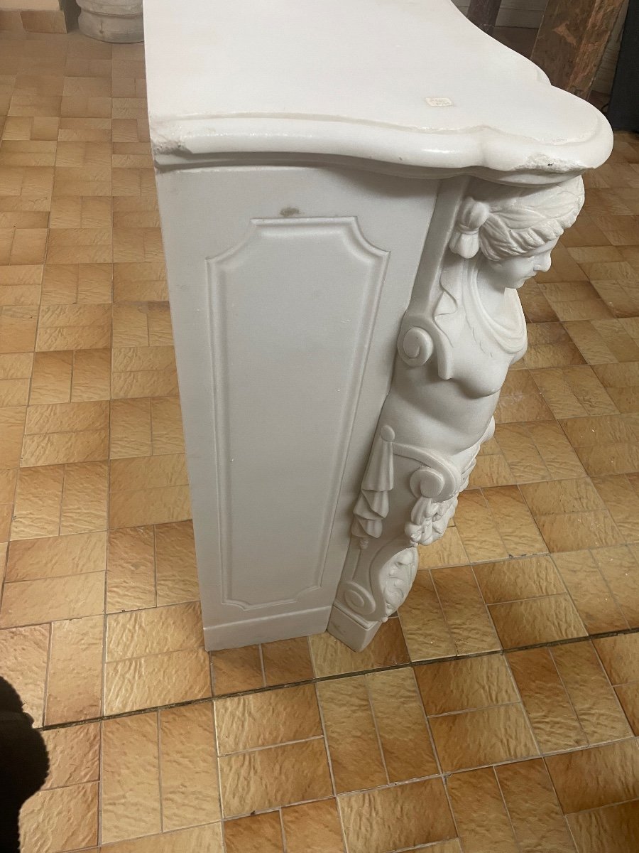 Beautiful White Marble Fireplace In Louis XV Style With Caryatids Dating From The 20th Century -photo-3