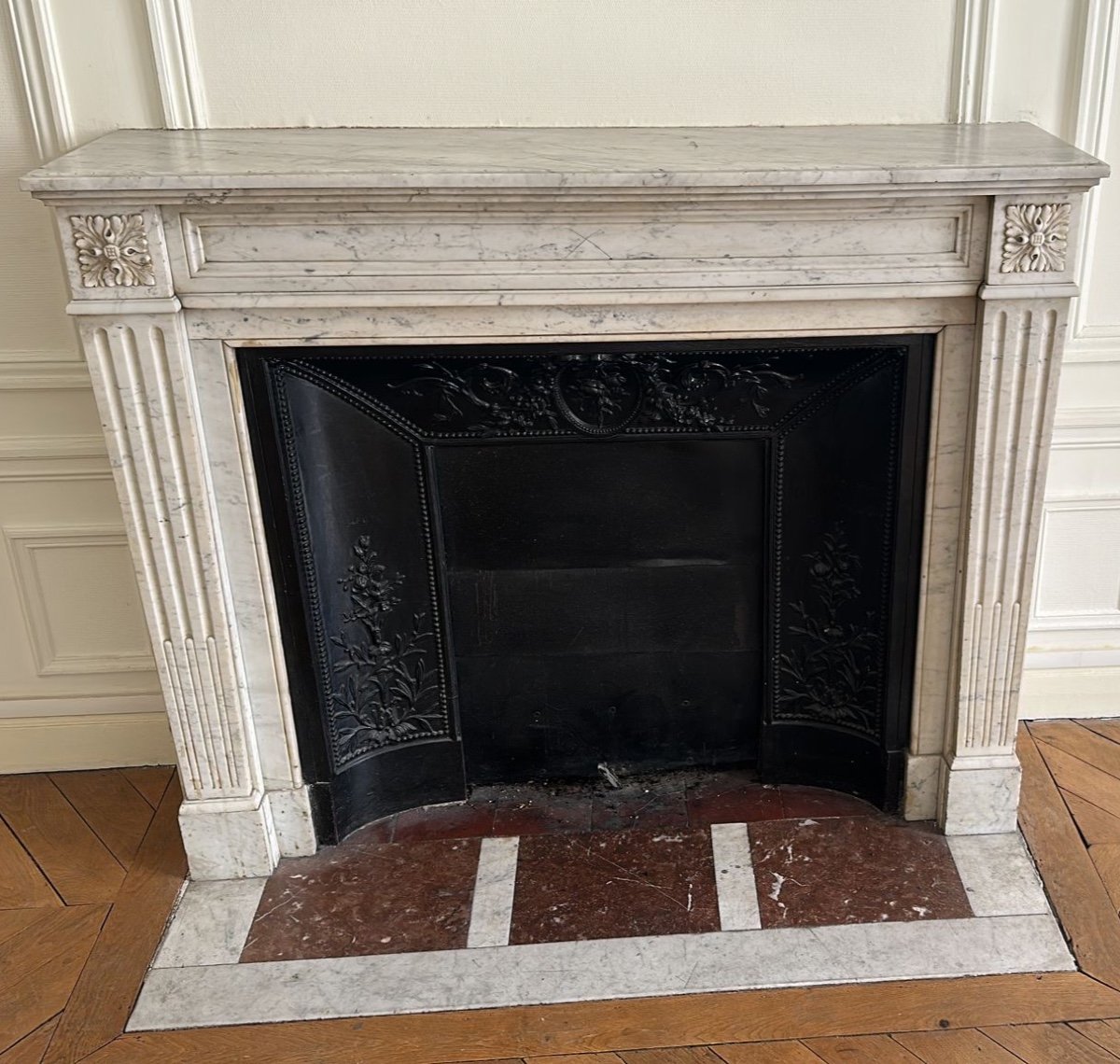 Antique Louis XVI Style Fireplace Made In Carrara Marble At The End Of The 19th Century  