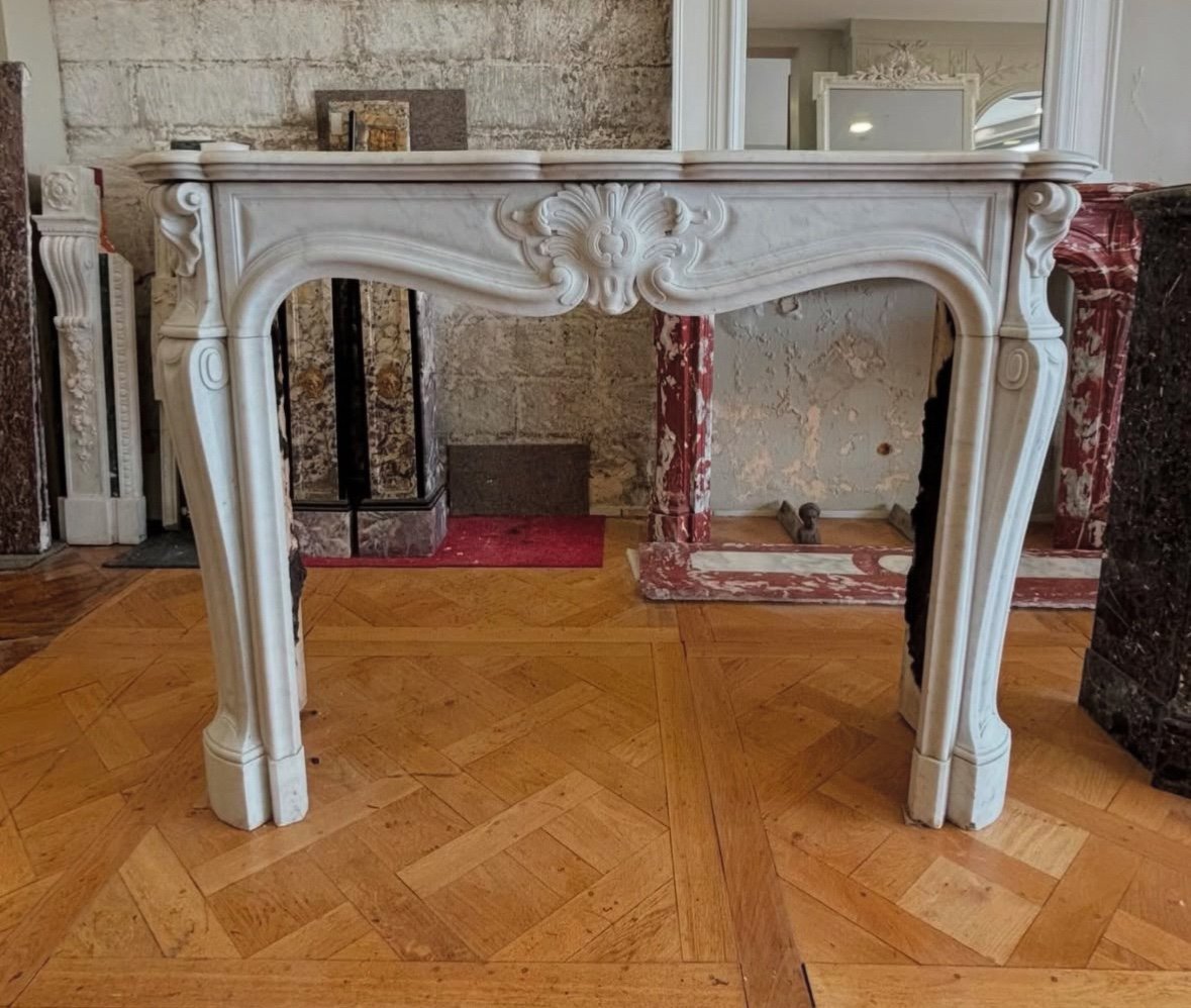 Elegant And Beautiful Antique Louis XV Style Fireplace Made Of 19th Century Carrara Marble  