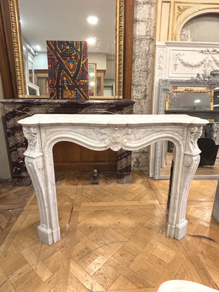 Elegant Antique Louis XV Style Fireplace Made Of White Carrara Marble, Late 19th Century