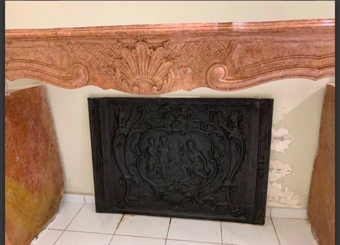 Old Regency Fireplace Made In The 18th Century In Burgundy Stone-photo-4