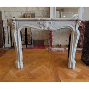 Elegant And Beautiful Antique Louis XV Style Fireplace Made Of 19th Century Carrara Marble  