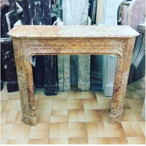 Beautiful Old Fireplace In Yellow Valencia Marble Dating From The End Of The 19th Century 