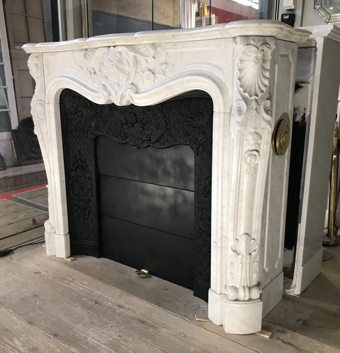 Antique Louis XV Style Fireplace In White Marble.-photo-1