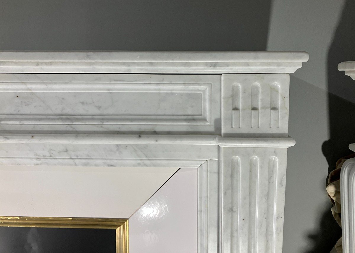 Antique Louis XVI Style Fireplace In White Marble.-photo-3