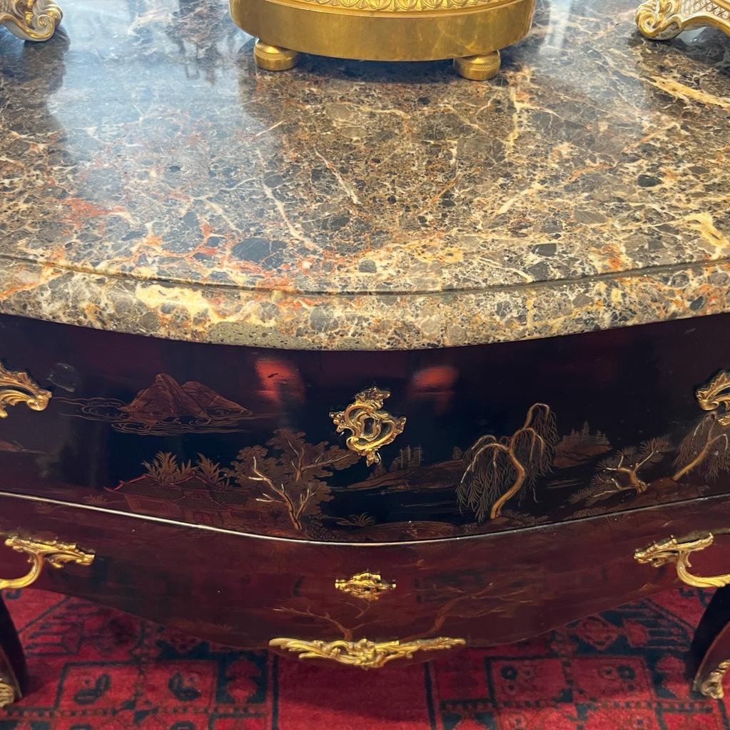 Louis XV Style Saute Commode In Chinese Lacquer Late XIX Ieme-photo-2